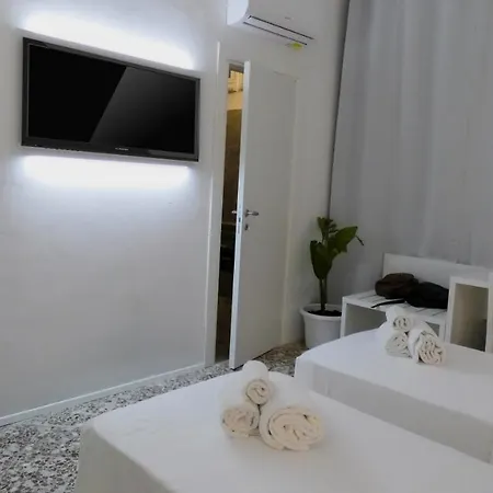 Alojamento de Acomodação e Pequeno-almoço Regina Margherita Syracuse