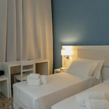 Alojamento de Acomodação e Pequeno-almoço Regina Margherita Syracuse